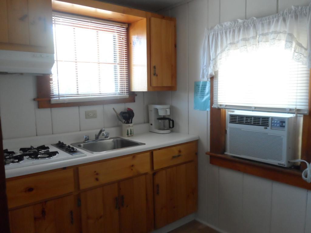 White Oak Motel & Cottages Holderness Oda fotoğraf