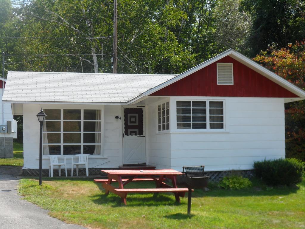 White Oak Motel & Cottages Holderness Oda fotoğraf