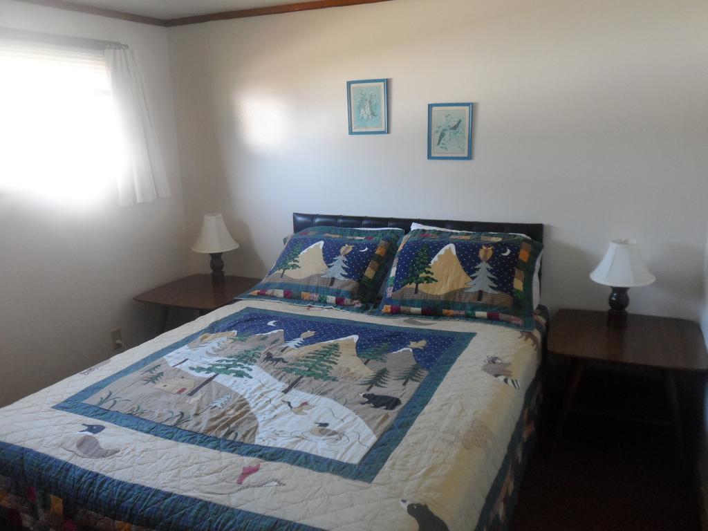 White Oak Motel & Cottages Holderness Oda fotoğraf
